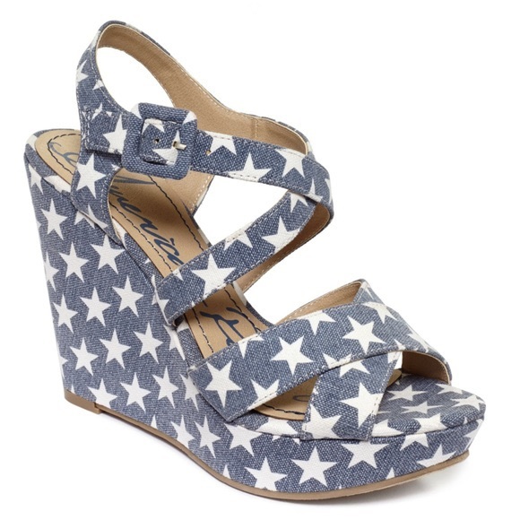 american rag wedge heels